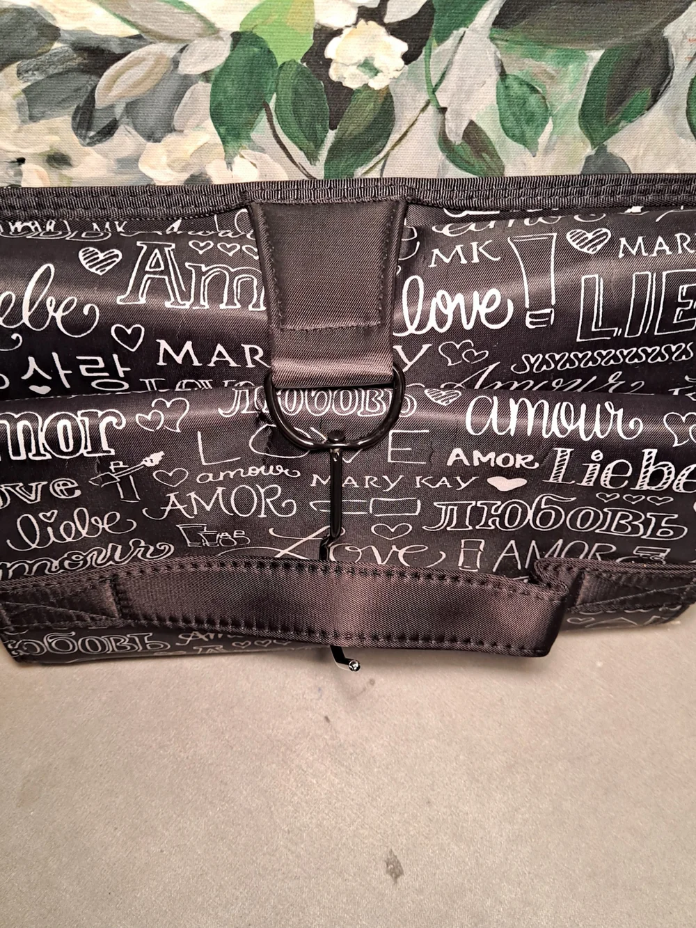 Mary Kay Black White 